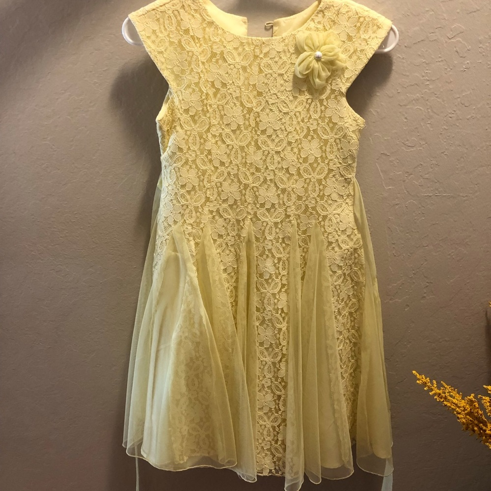 Size 8 beautiful dress for sale